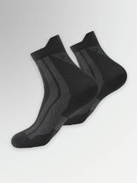 BLACK SHORT SPORTS SOCKS