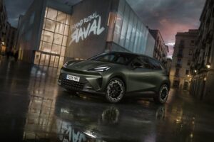 020_CUPRA-Raval-Front